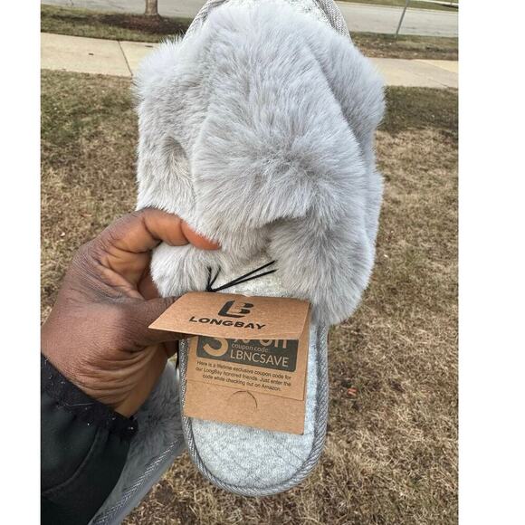 LongBay‎ Women's Fuzzy Faux Fur Memory Foam Cozy Indoor Slides Size Large - Picture 7 of 10